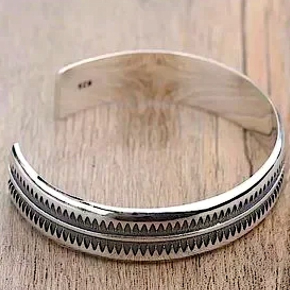 Sterling Silver Sawtooth Design Bracelet Cuff Bracelet Unisex - Picture 3 of 12